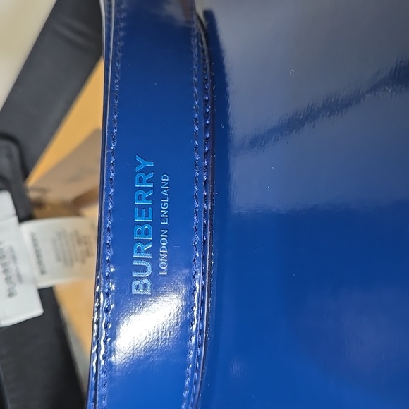 BURBERRY Ink Blue Removable Zipper Pocket Vinyl Visor Logo NWT - Picture 6 of 16